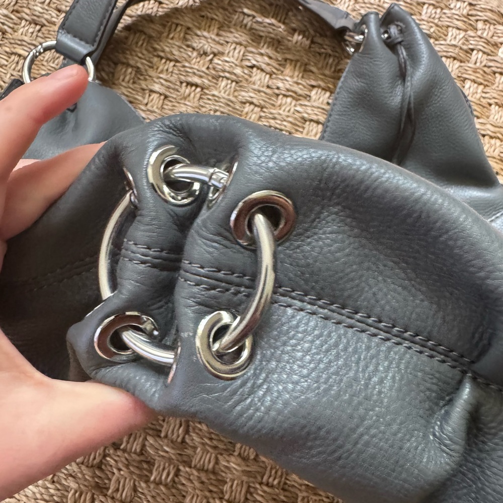 Michael Kors Gray Layton Hobo Bag with Slouchy Design - Picture 4 of 7